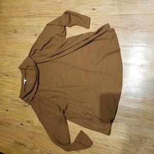 Maurice's NWTS carmel colored 3/4 sleeve turtleneck sz 2X waffle like top